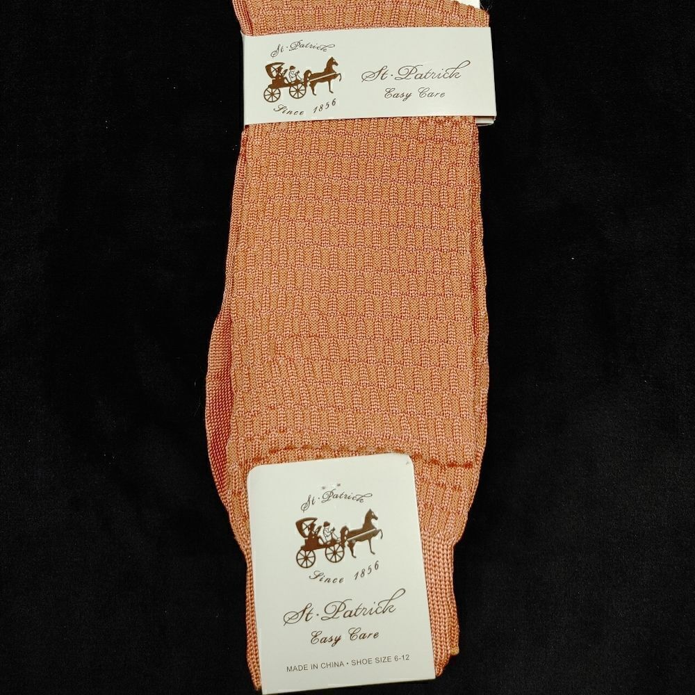 MEN'S ST. PATRICK SILKY DRESS SOCKS FASHION COLORS.